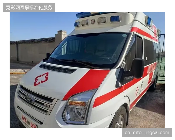 上海体育场国际赛事医疗急救团队正在通过实景化模拟沙盘优化救助动线布局
